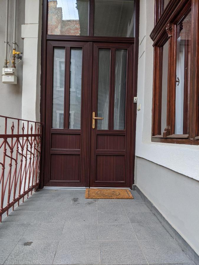 Flora Residence Тімішоара Екстер'єр фото