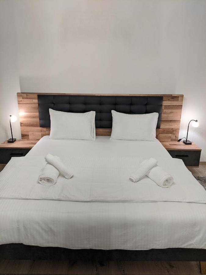 Flora Residence Тімішоара Екстер'єр фото