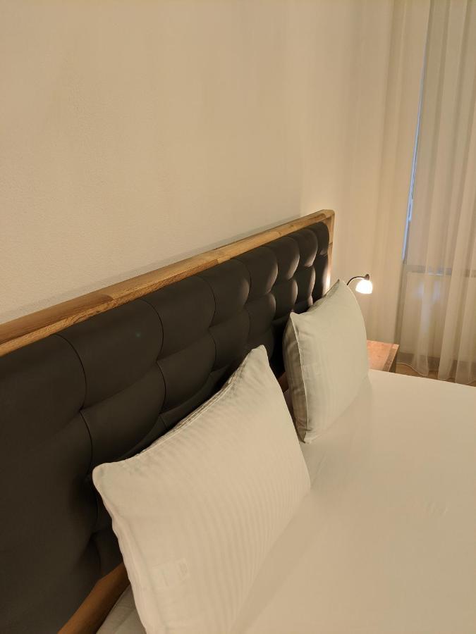 Flora Residence Тімішоара Екстер'єр фото